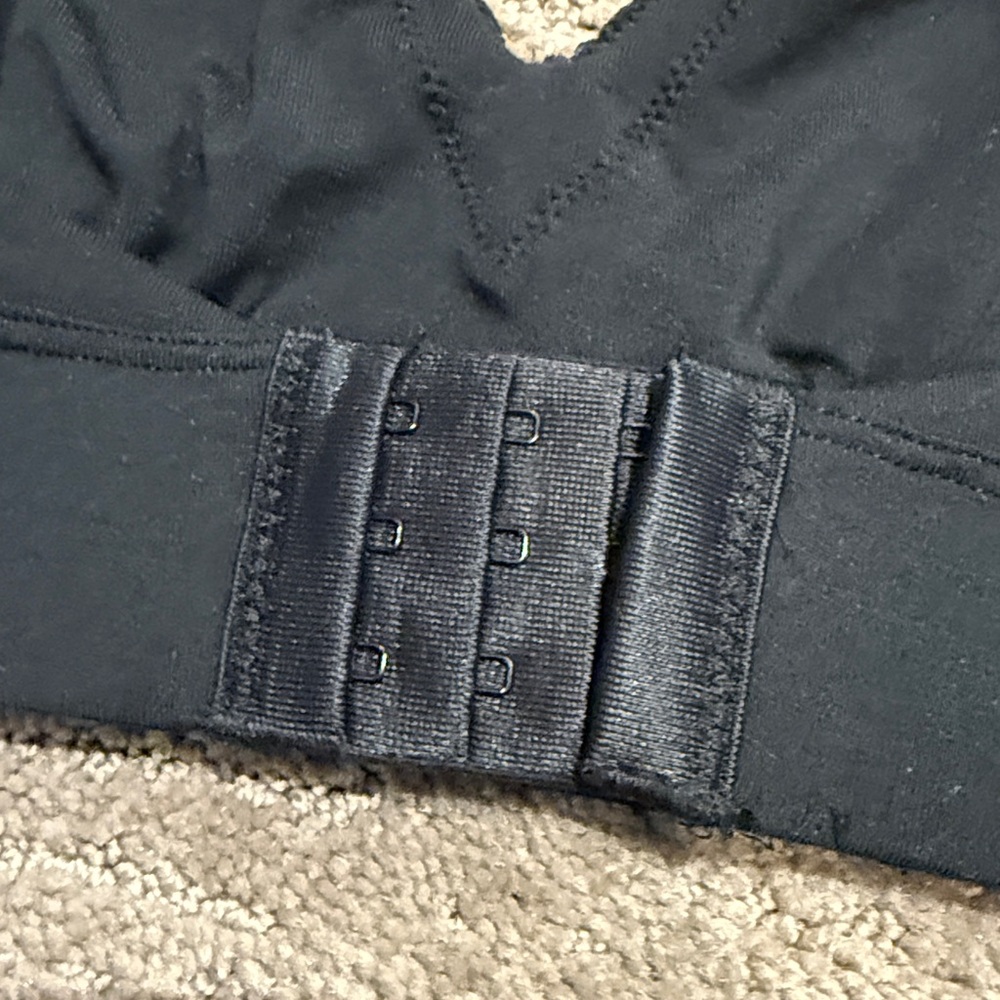 MeUndies UltraModal™ Lace Plunge Bralette XL - Picture 5 of 6